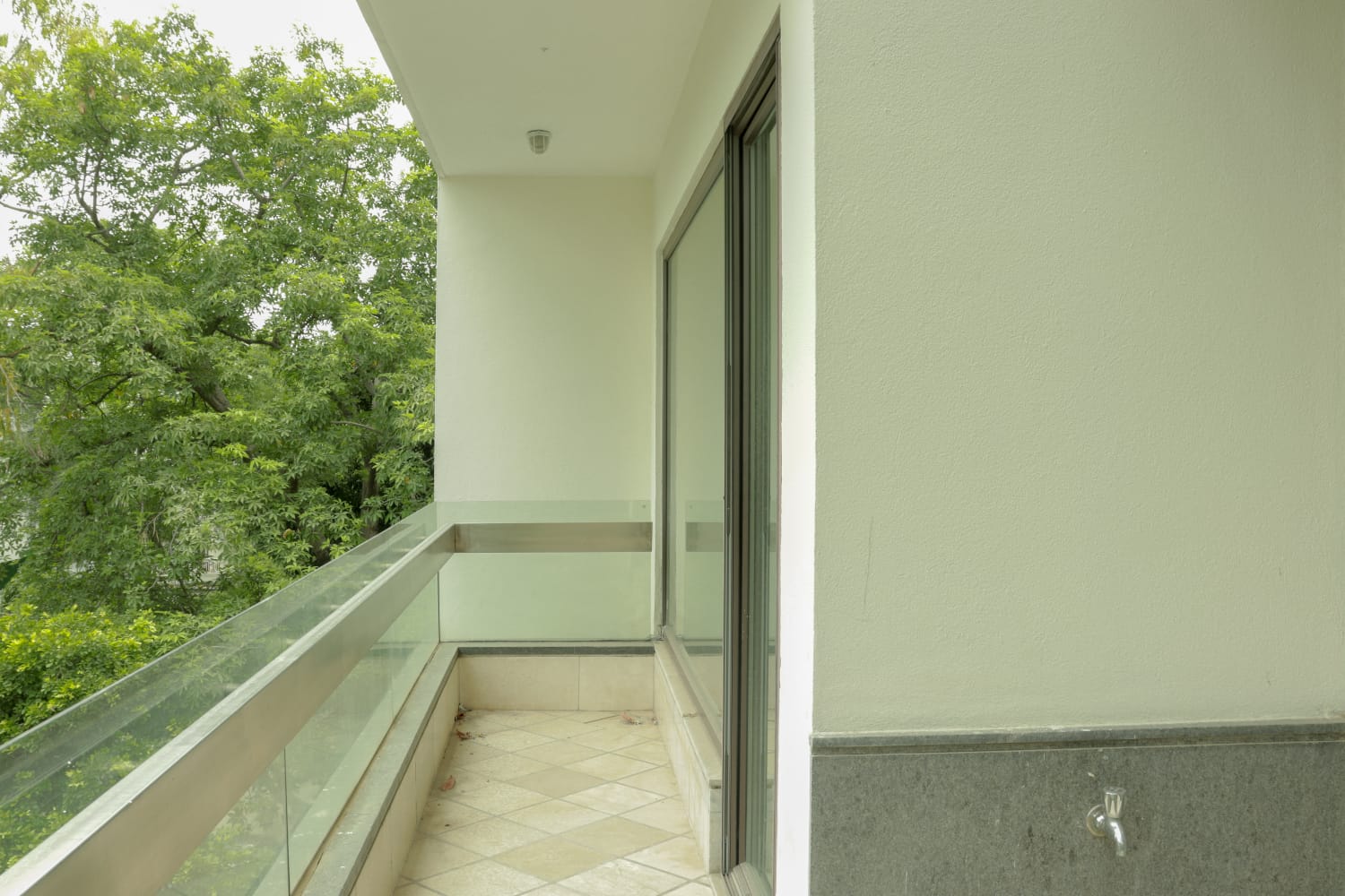 Luxurious 4BHK Apartment For Sale & Rent In Anand Niketan