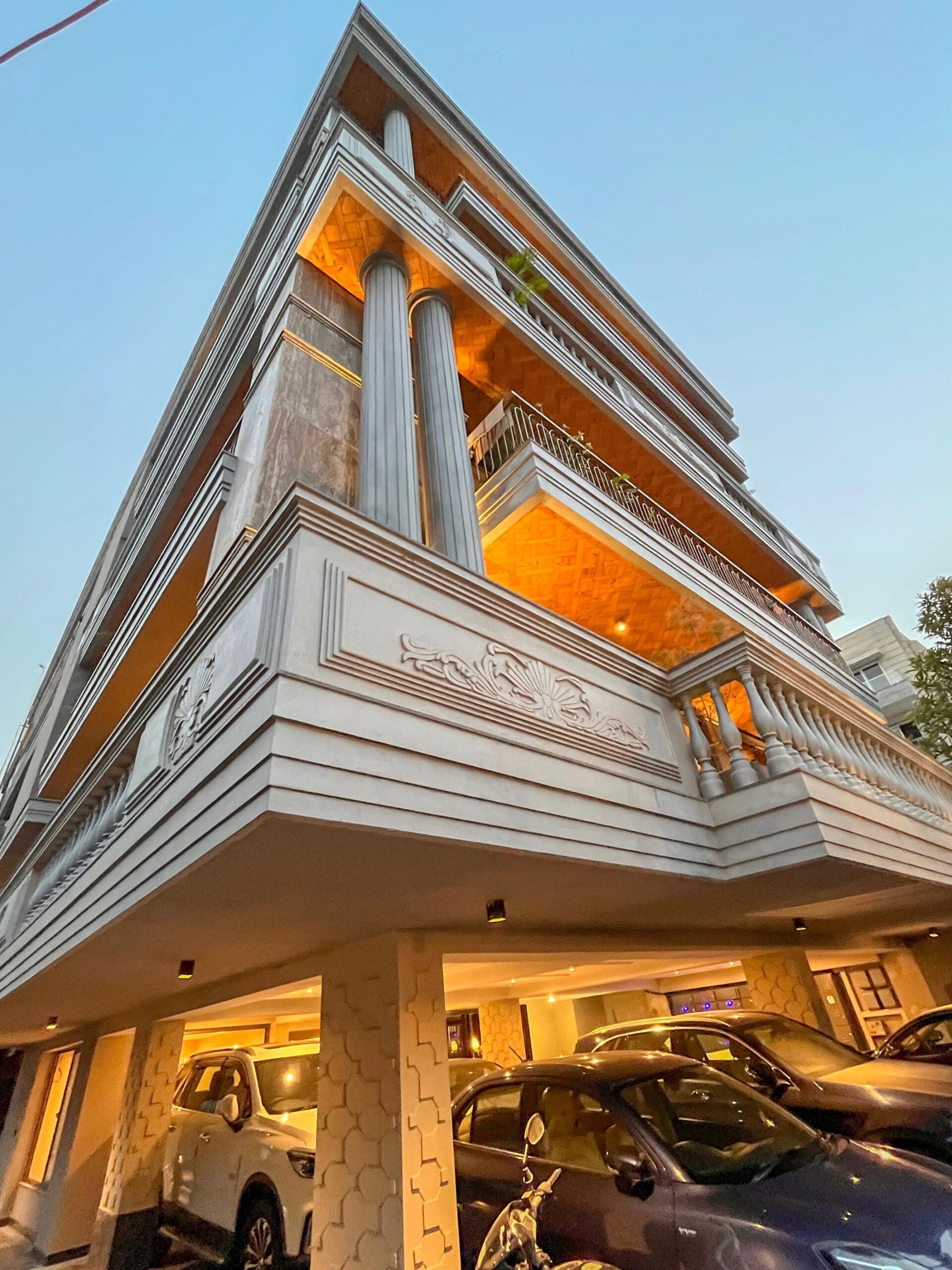 Marvellous First & Second Floor In Shanti Niketan Open For Booking