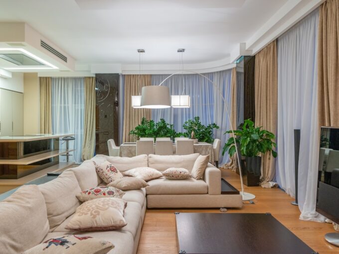 Park Facing Bungalow For Sale In Shanti Niketan
