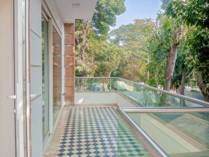 Apartment For Rent In Vasant Vihar