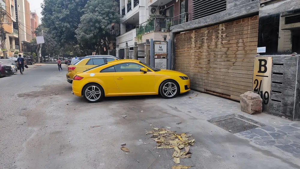 Road In Safdarjung Enclave