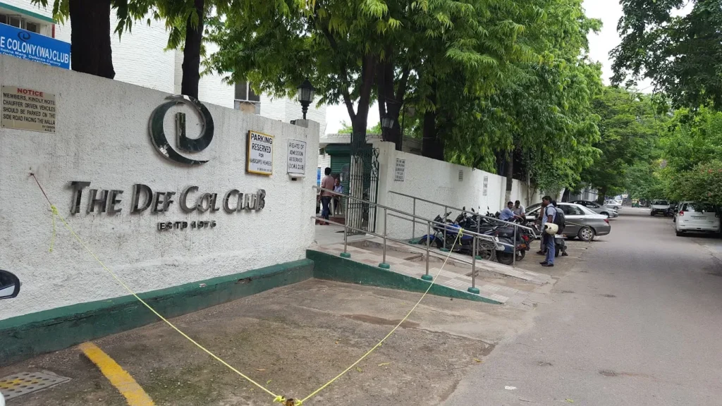 Defence Colony Club